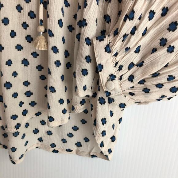 Amuse Society flowy top flutter sleeve  tassel cream and blue size extra small - Picture 6 of 6
